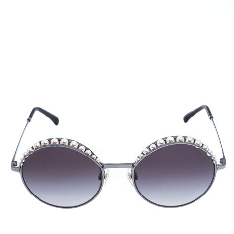 chanel round sunglasses with pearls